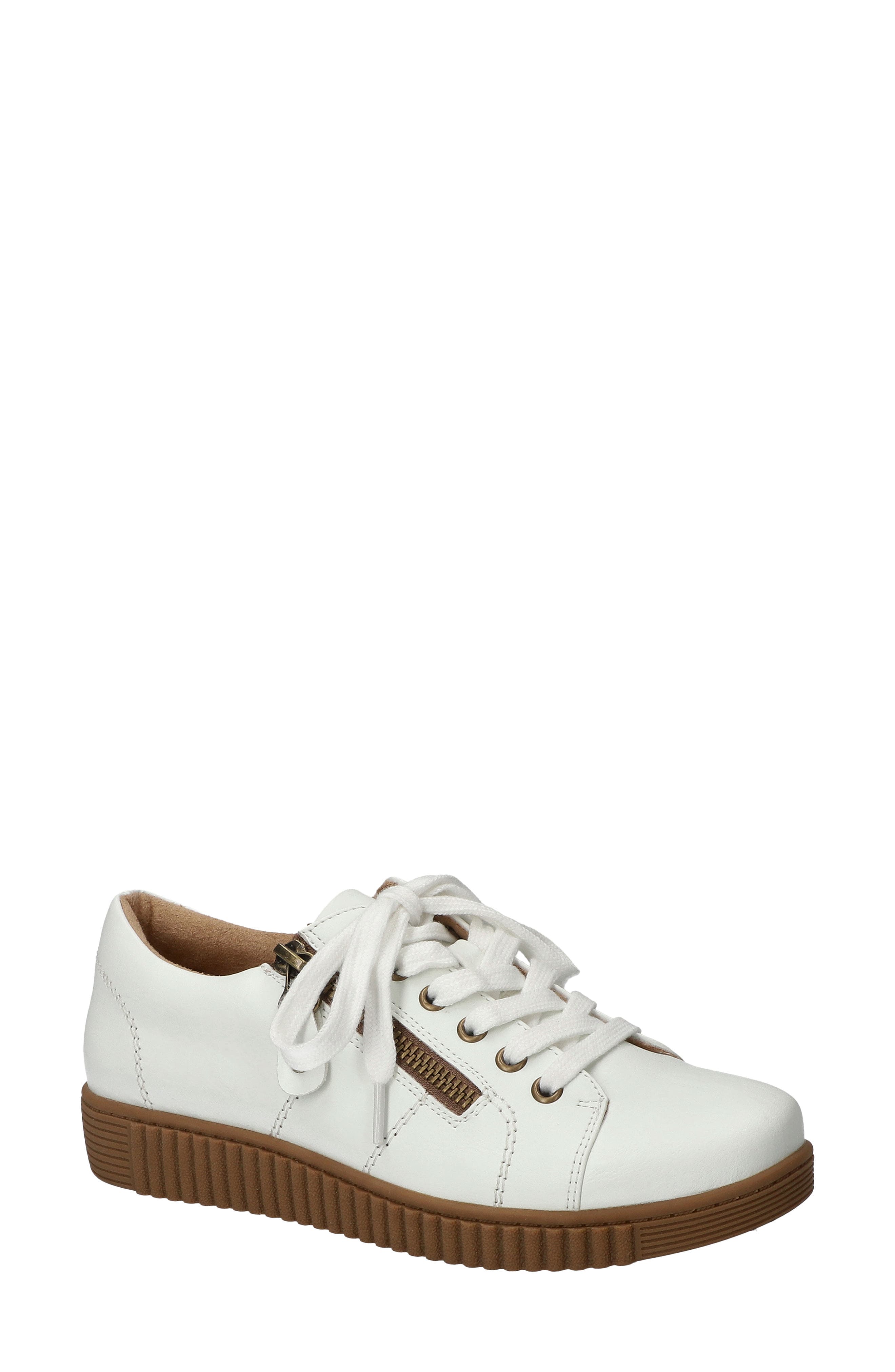 Novie Sneaker