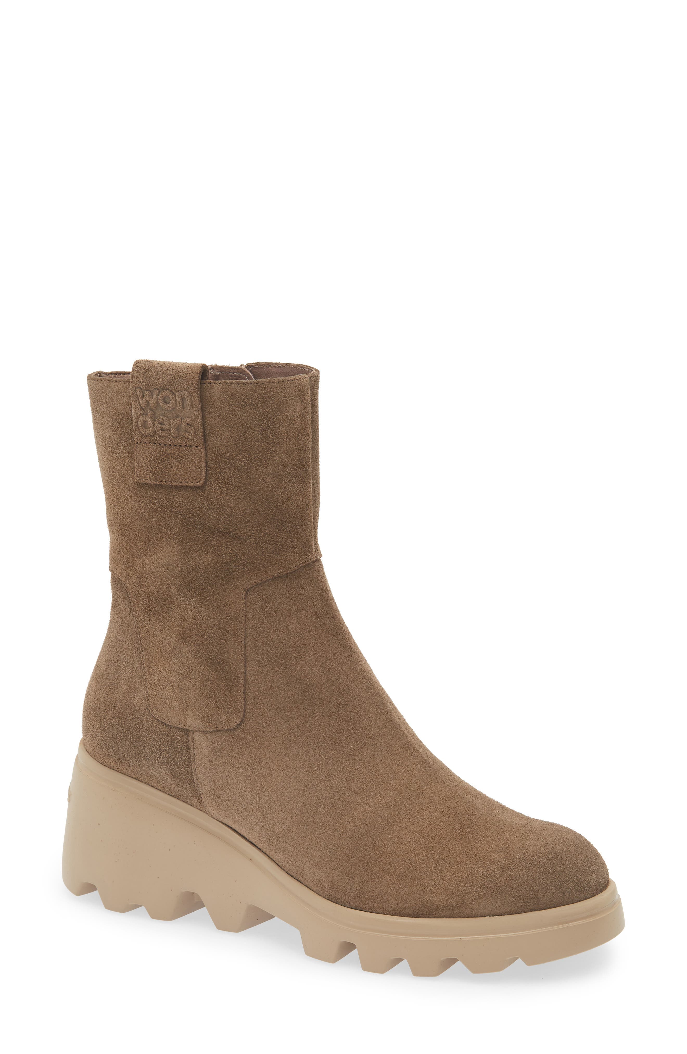 G-7022 Wedge Boot